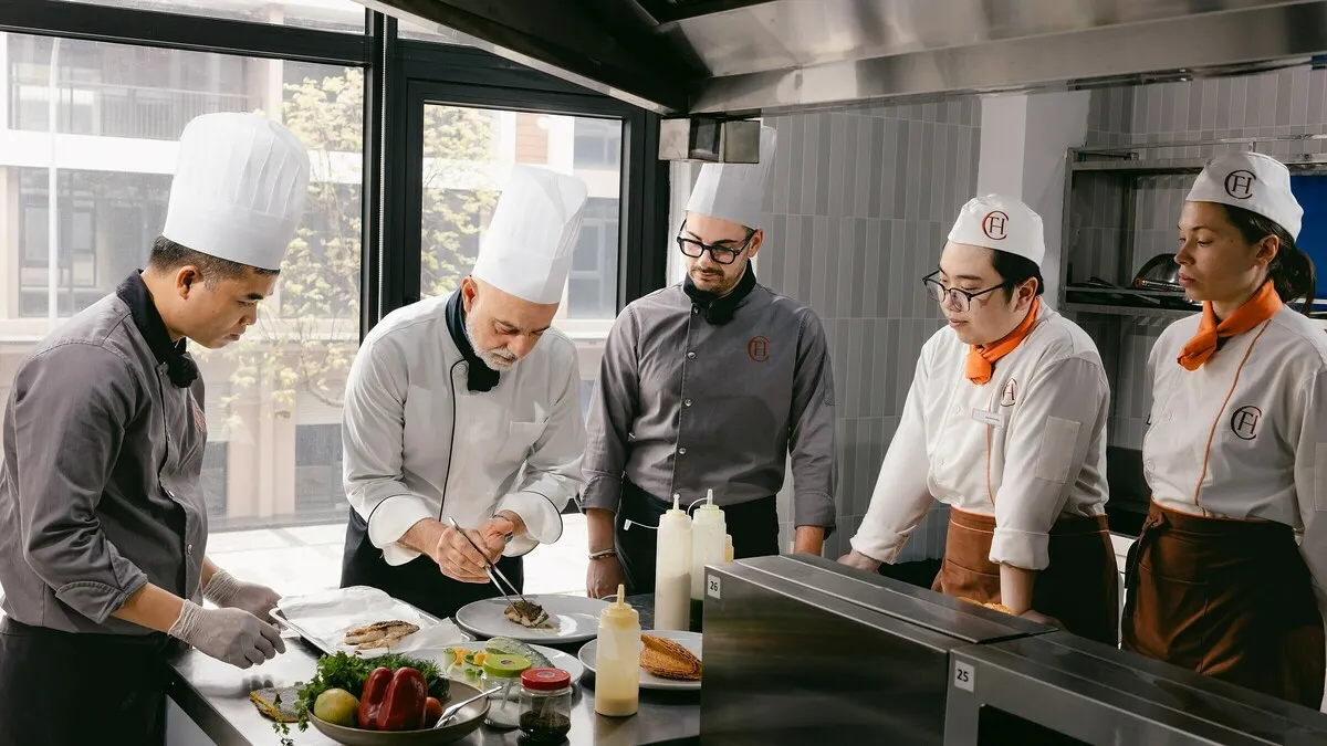 Trường CTHI Việt Nam đào tạo thực chiến ngành Khách sạn - Ẩm thực