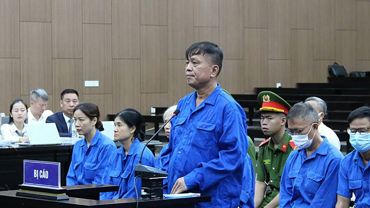 Cựu thứ trưởng Nguyễn Bá Hoan bị đề nghị 12-13 năm tù