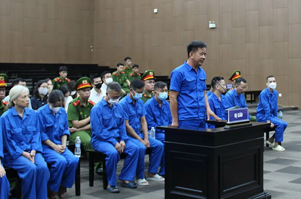 Bị cáo Nghiêm Quốc Hưng, Chủ tịch HĐQT kiêm Tổng Giám đốc Công ty Hoàng Long. Ảnh: Danh Lam