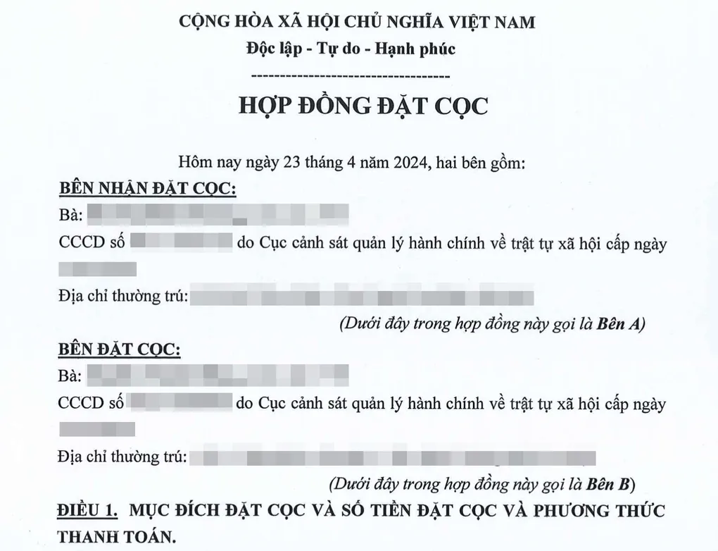 Hợp đồng đặt cọc giữa hai bên. Ảnh: P.D