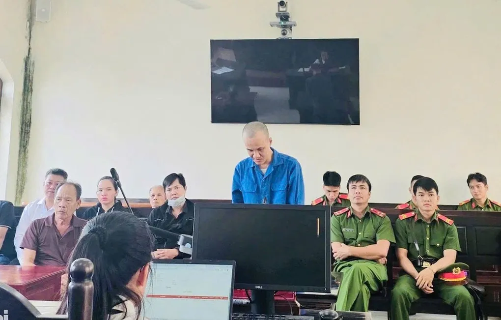 Bị cáo tại phiên tòa sáng nay. Ảnh: Thái Hà