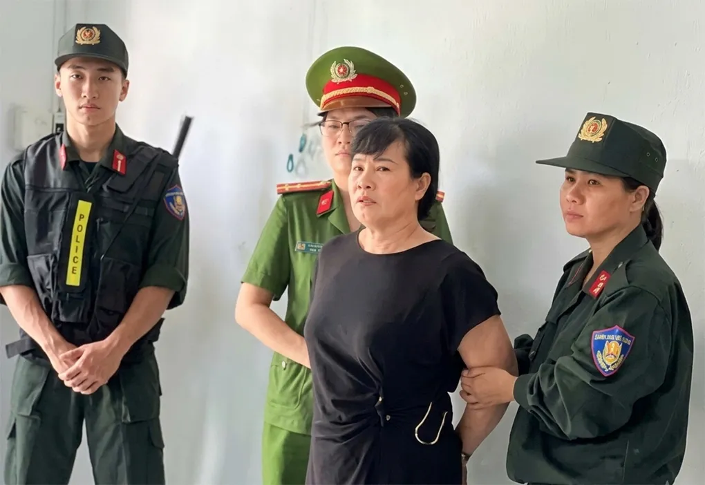 Bà Nguyễn Thị Châu khi bị bắt tạm giam. Ảnh: Công an Cần Thơ