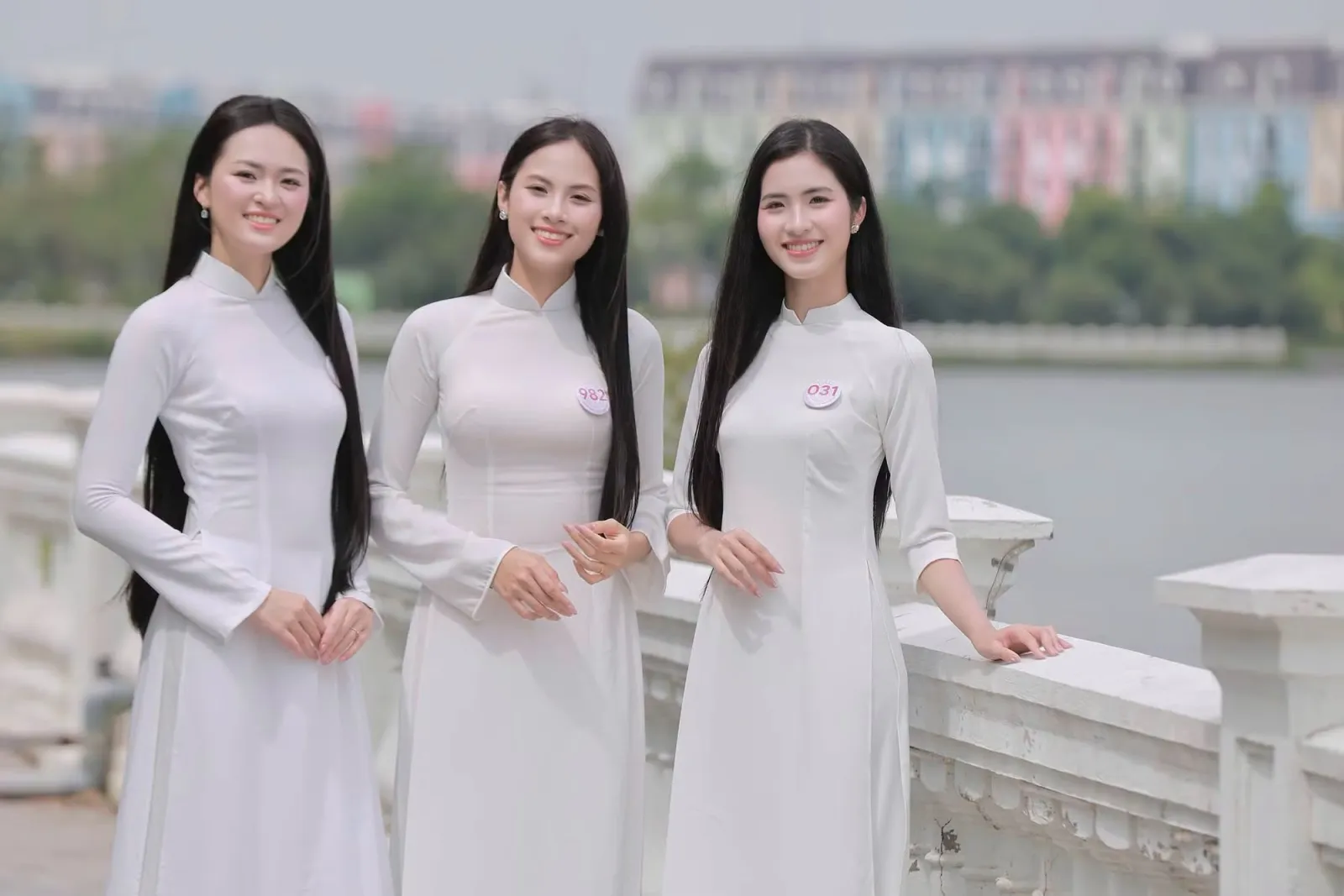 53 người đẹp Hoa hậu Việt Nam 2026 học hát quan họ, têm trầu cánh phượng - Ảnh 13.