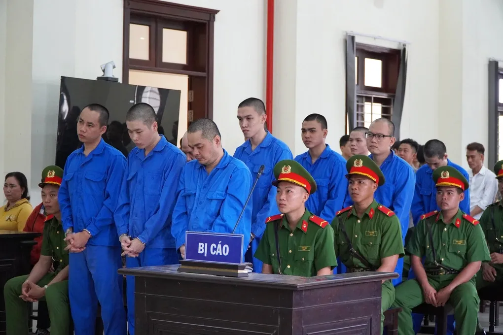 Các bị cáo tại phiên xử. Ảnh: Hoàng Nam