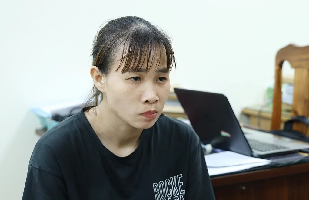 Nguyễn Thị Thanh Thảo tại cơ quan điều tra. Ảnh: Tiến Tầm