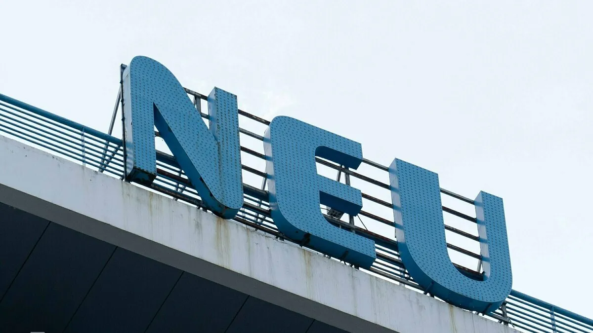 10 trường có nhiều học sinh đỗ Đại học Kinh tế Quốc dân nhất