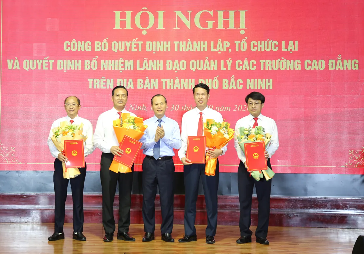 Bắc Ninh sáp nhập 10 trường cao đẳng, trung cấp xuống còn 4 trường - Ảnh 1.