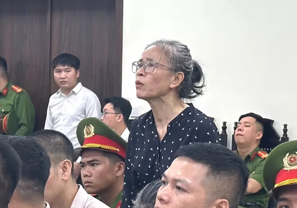 Bị cáo Dinh tại tòa. Ảnh:Danh Lam