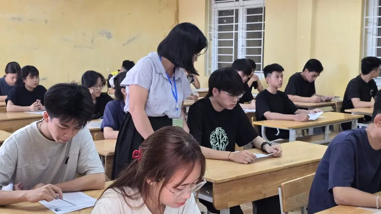 GS.TSKH Nguyễn Đình Đức: Phổ điểm THPT 2026 có sự phân hóa cao và phản ánh sát hơn năng lực thực chất của thí sinh- Ảnh 4.