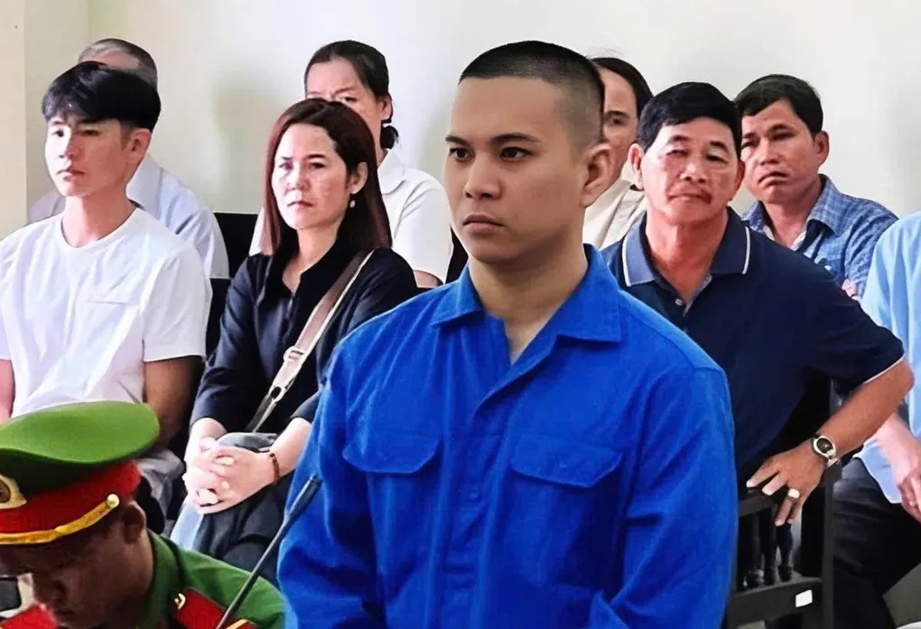 Bùi Bảo Tài tại phiên xử. Ảnh: Nam An