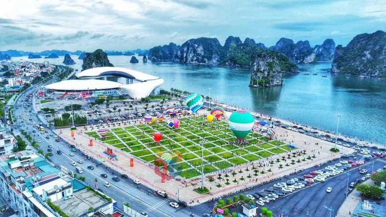 Quảng Ninh phấn đấu tốc độ tăng trưởng GRDP bình quân đạt khoảng 12,02%/năm giai đoạn 2026 – 2030- Ảnh 1.