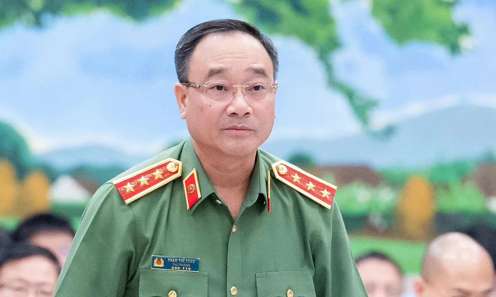 Thượng tướng Phạm Thế Tùng, Thứ trưởng Công an, phát biểu tại phiên họp sáng 25/9. Ảnh: Cổng TTĐT Quốc hội