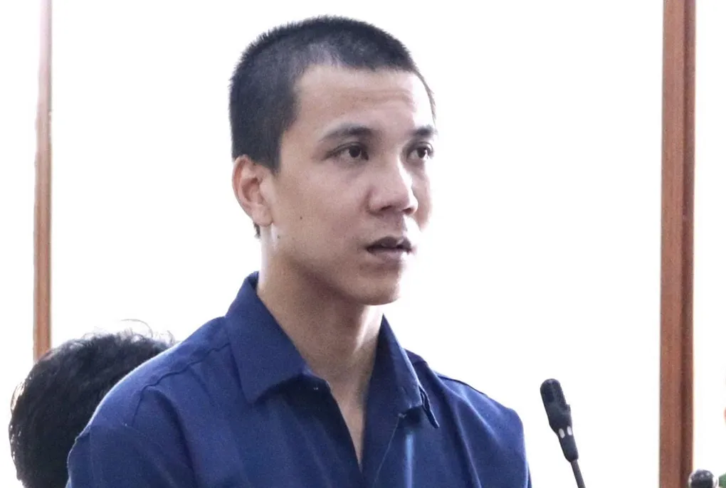 Bị cáo Lê Văn Tân tại phiên tòa. Ảnh: An Bình