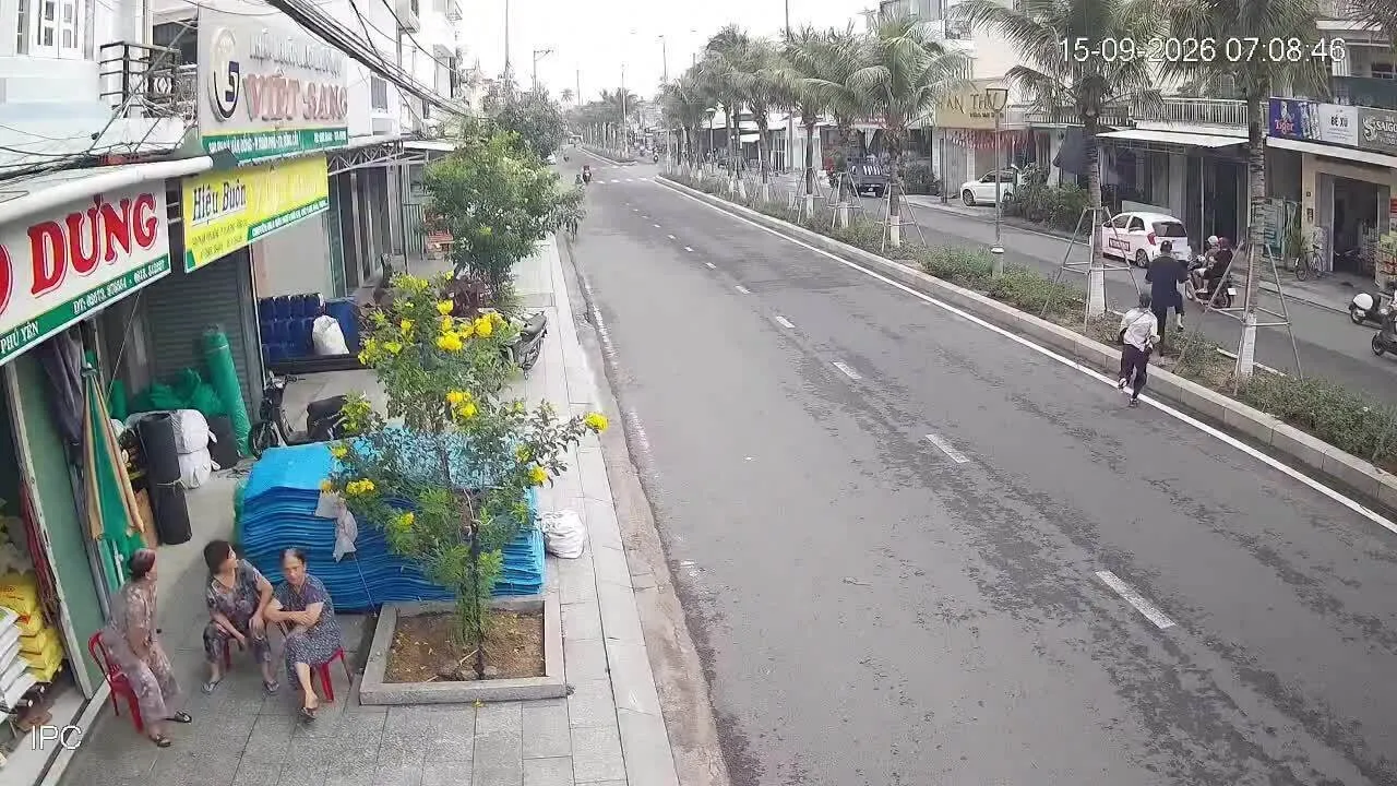 Người nước ngoài dàn cảnh trộm vàng