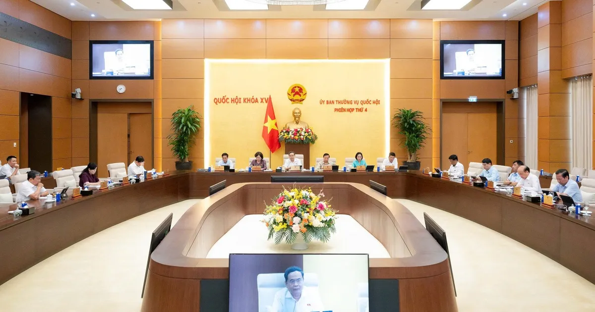Hoàn thiện thể chế trong lĩnh vực tiền tệ và ngân hàng
