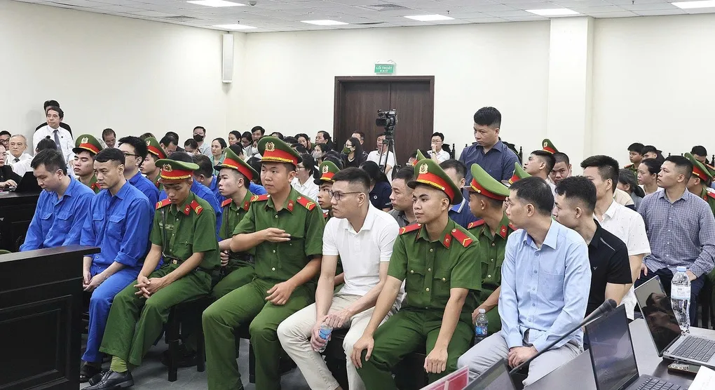 Các bị cáo tại tòa. Ảnh: Danh Lam