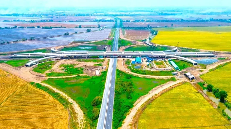 Đặc biệt lưu ý xử lý nền đất yếu khi làm cao tốc khu vực đồng bằng sông Cửu Long- Ảnh 1.