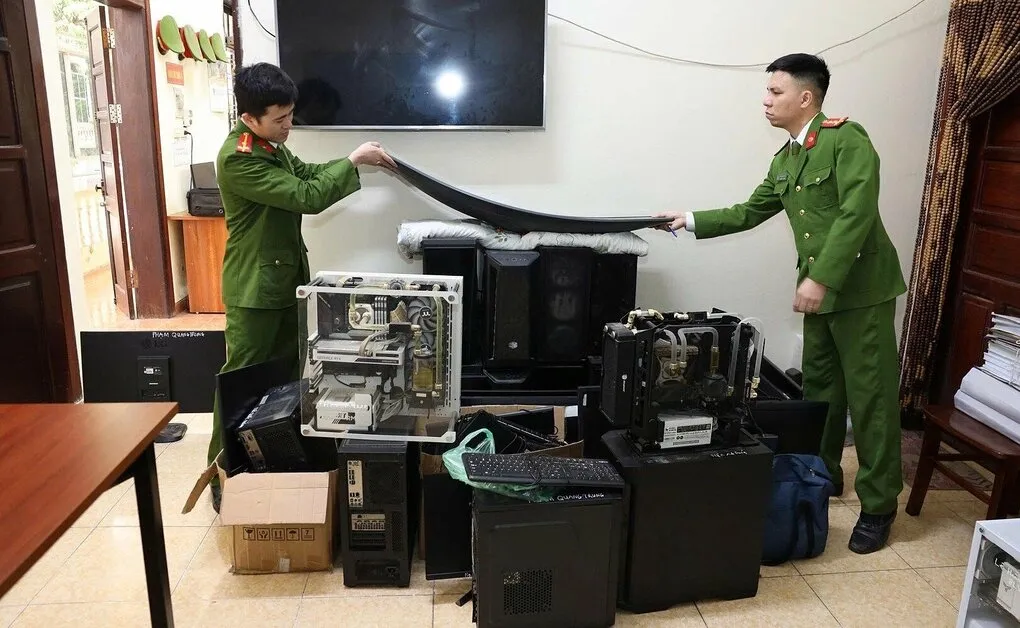 Vật chứng bị thu giữ trong vụ án. Ảnh: Công an cung cấp