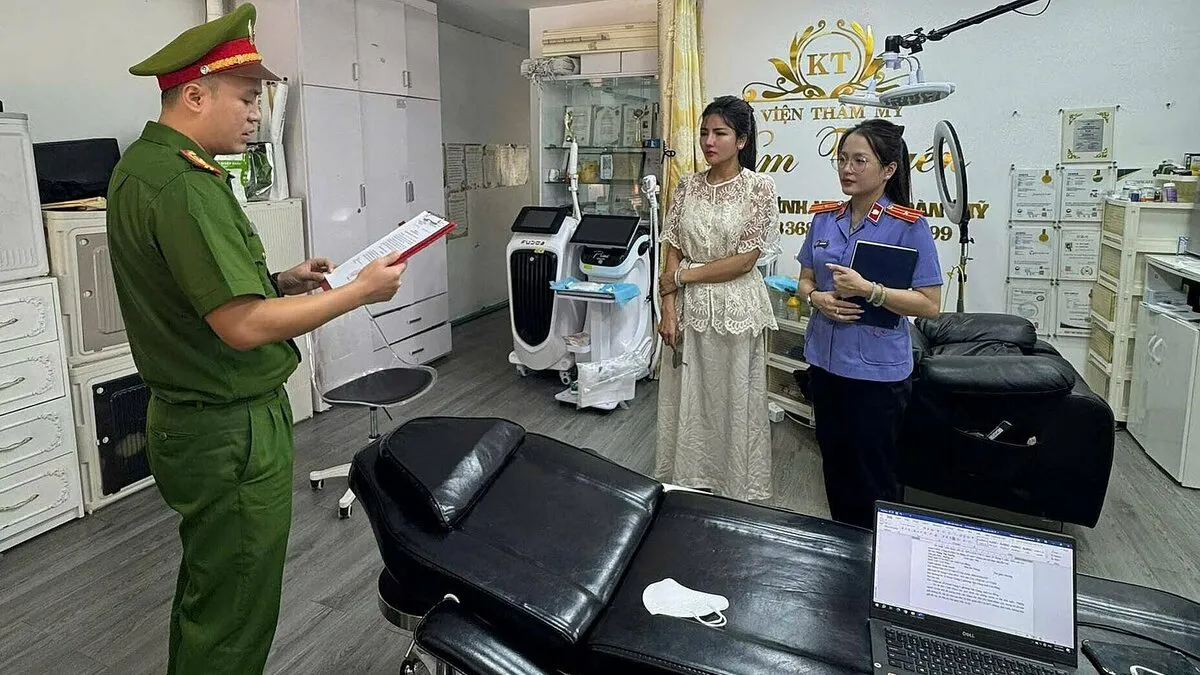 Bà chủ spa bị khởi tố vì tự tiêm filler, nâng mũi cho khách