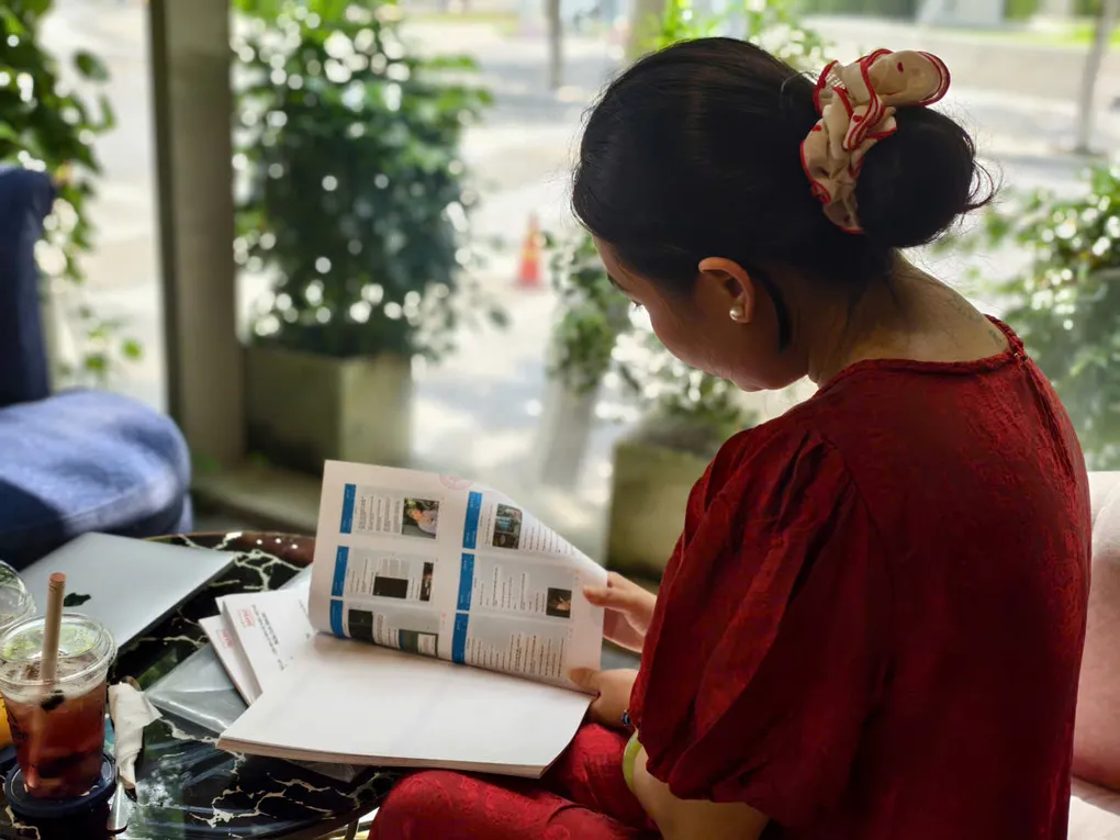 Nhà văn Gào cho biết đã nhiều năm thu thập chứng cứ về việc bị nhóm antifac xúc phạm. Ảnh: Phạm Hải