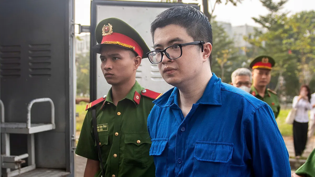 Mr Pips đề nghị thêm nhóm nhân viên chăm sóc khách hàng phải 'cùng chịu tội'