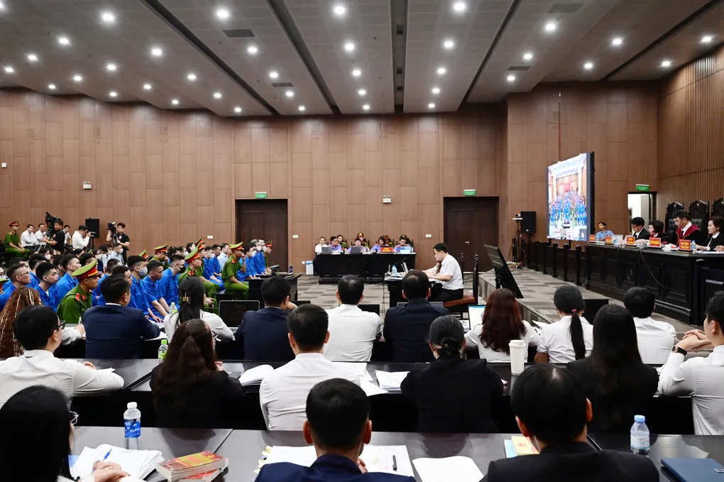 Toàn cảnh phiên tòa. Ảnh: Hoàng Giang