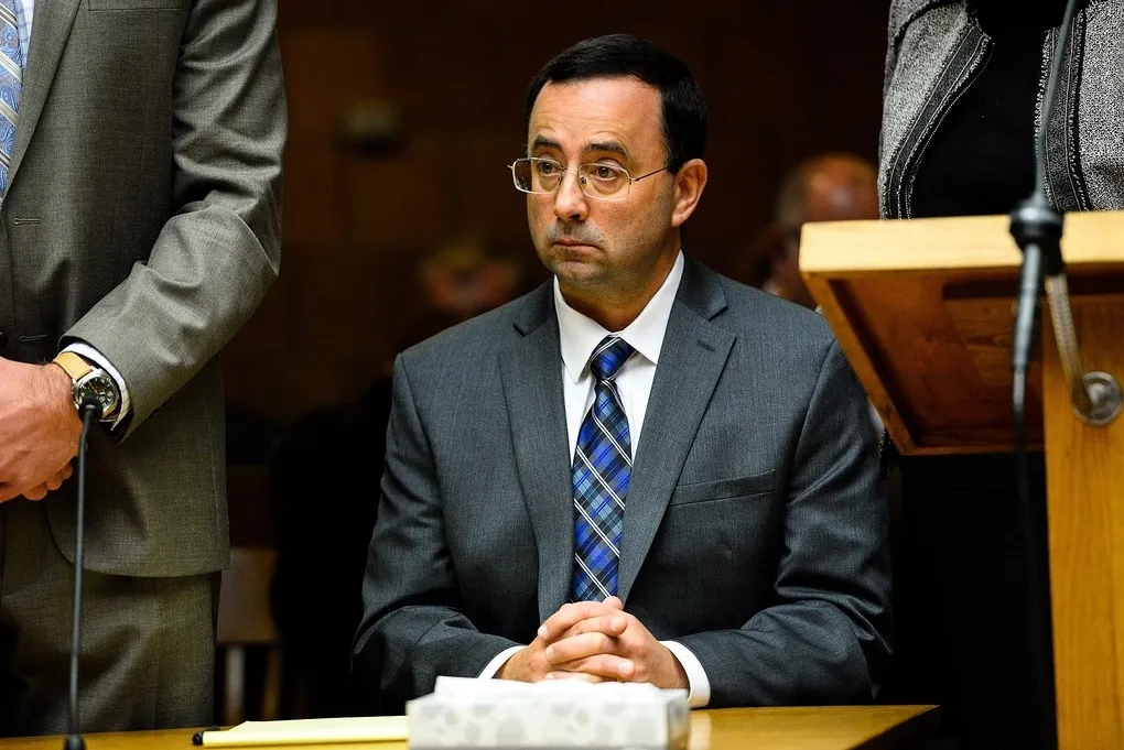 Larry Nassar trong phiên điều trần ngày 8/12/2016 ở tòa án hạt Ingham, bang Michigan. Ảnh: Lansing State Journal