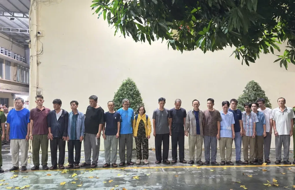 Các bị can tại cơ quan điều tra. Ảnh: Công an TP HCM