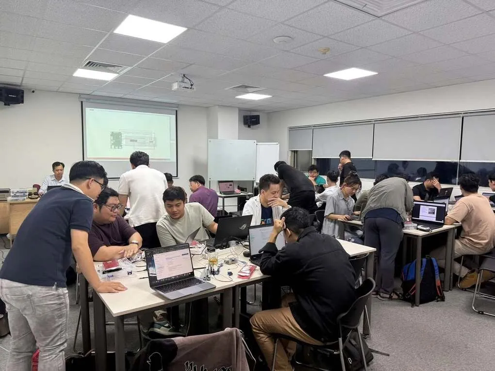 Một lớp học thạc sĩ công nghệ tại FSB. Ảnh: FSB