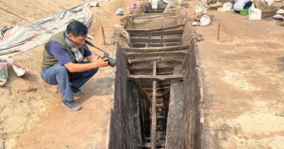 Phát hiện mới về thuyền cổ được tìm thấy dưới ao ở Bắc Ninh