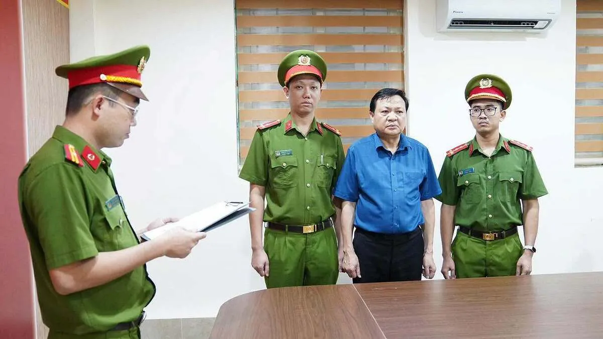 Bí thư Đảng ủy xã bị bắt vì 'thông đồng' với doanh nghiệp