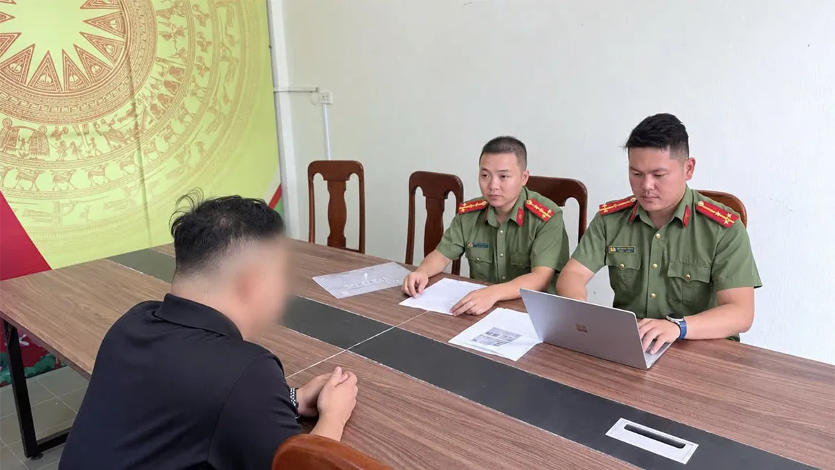 Bị phạt vì tung tin giả đại sứ du lịch lây bệnh hiểm nghèo cho nhiều người